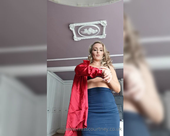 Miss Courtney aka Misscourtneym OnlyFans - Do you like My new satin shirts