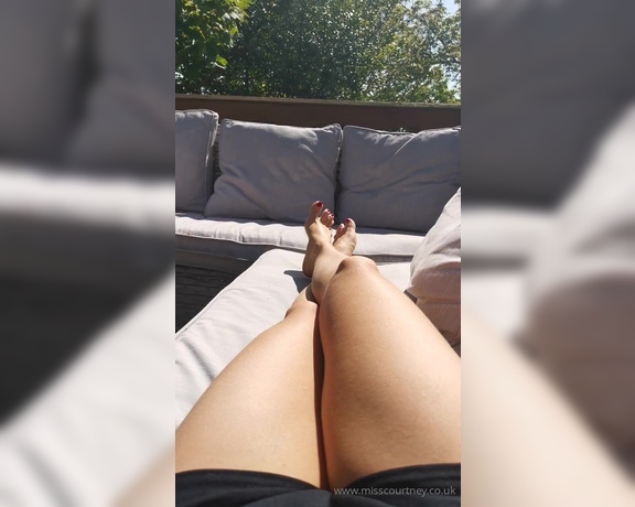 Miss Courtney aka Misscourtneym OnlyFans - My day consists of worshipping the sun You can worship Me and Me only
