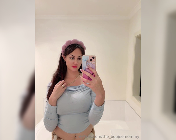 The_boujeemommy aka the_boujeemommy - 06-16-2024 OnlyFans Video - Bed time routine