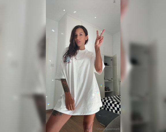 Goddess Emma aka fetishemmabff - 10-27-2024 OnlyFans Video - This is how i look everyday around the house