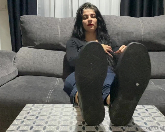 Prettyprincess220 aka prettyprincess220 - 12-14-2022 OnlyFans Video - at first I wore sneakers, then I showed my socks, and after the desire grew, I