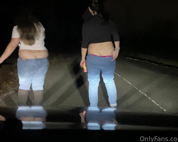 Prettyprincess220 aka prettyprincess220 - 12-15-2022 OnlyFans Video - me and my best friend, after a party, decided to continue on the highway