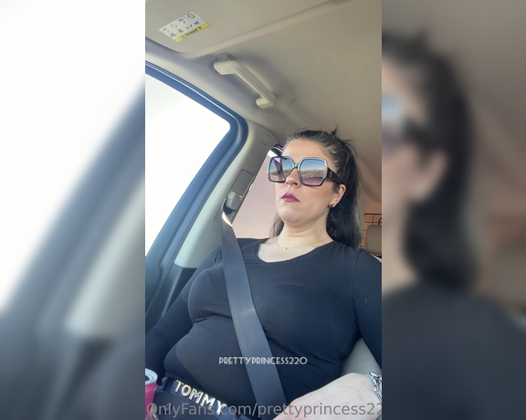 Prettyprincess220 aka prettyprincess220 - 02-07-2023 OnlyFans Video - burping in the car