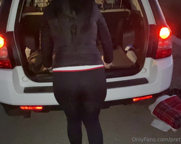 Prettyprincess220 aka prettyprincess220 - 02-19-2023 OnlyFans Video - Farting in car