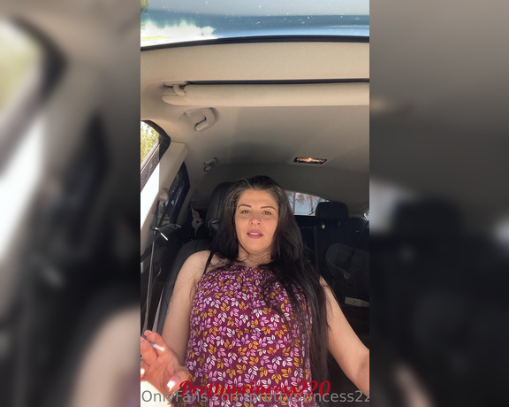 Prettyprincess220 aka prettyprincess220 - 06-10-2023 OnlyFans Video - Stepmom is burping in the car loud and close to the phone