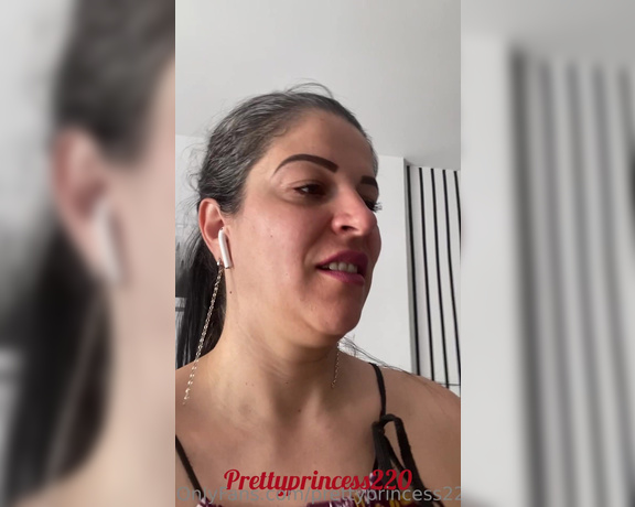 Prettyprincess220 aka prettyprincess220 - 06-23-2023 OnlyFans Video - you can see how it comes out burp