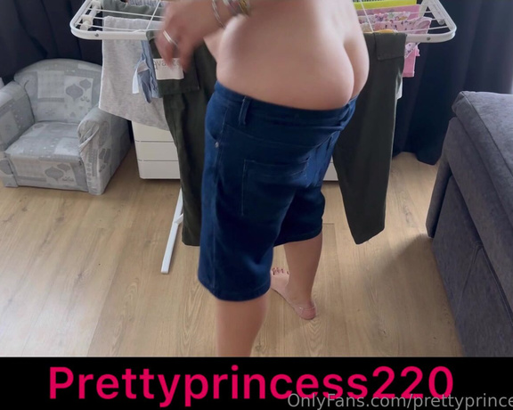 Prettyprincess220 aka prettyprincess220 - 08-04-2023 OnlyFans Video - My ass, my sexy buttcrack