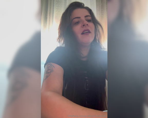 Prettyprincess220 aka prettyprincess220 - 10-13-2023 OnlyFans Video - Burping and contact eyes