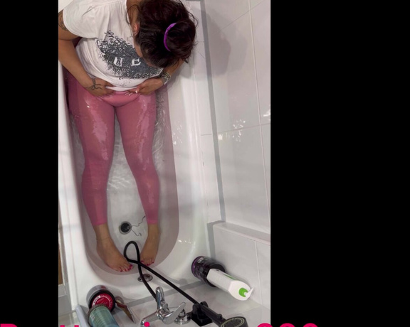 Prettyprincess220 aka prettyprincess220 - 10-07-2023 OnlyFans Video - Wet and bubble farts in the bathtub