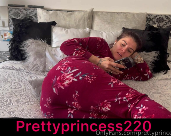 Prettyprincess220 aka prettyprincess220 - 12-04-2023 OnlyFans Video - lots of farts in pajamas before going to sleep I try to fart all the time