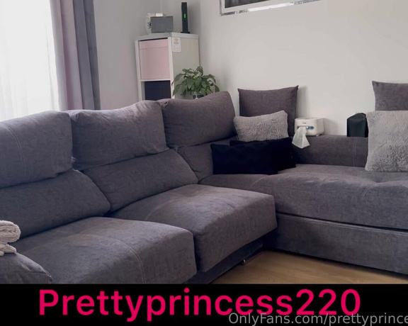 Prettyprincess220 aka prettyprincess220 - 11-27-2023 OnlyFans Video - I fart loudly sitting on my couch with my feet crossed, I have latex pants on