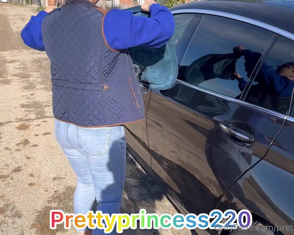 Prettyprincess220 aka prettyprincess220 - 03-29-2024 OnlyFans Video - Public farts and cleaning the car