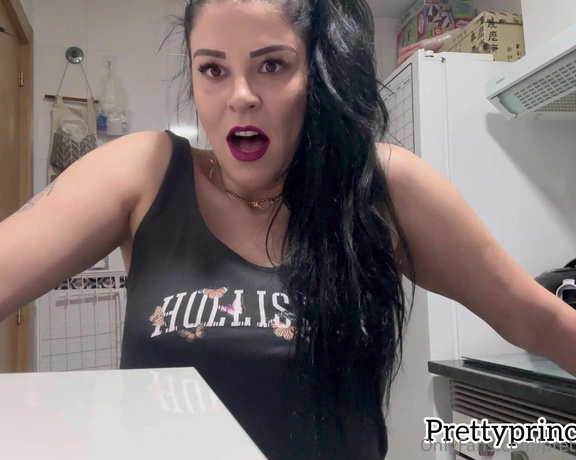 Prettyprincess220 aka prettyprincess220 - 04-15-2024 OnlyFans Video - Smoking and burping loud