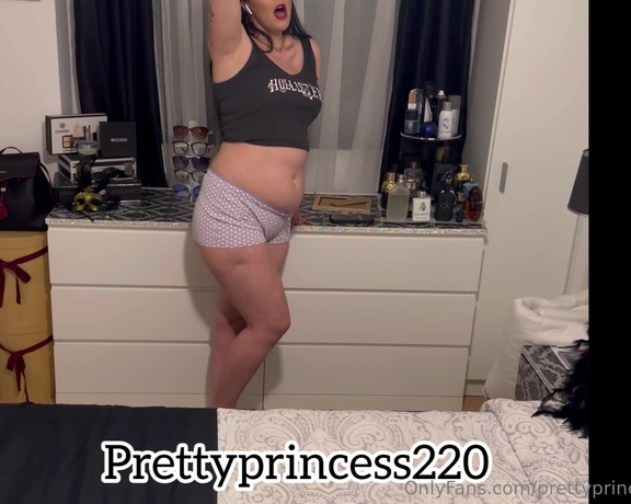 Prettyprincess220 aka prettyprincess220 - 06-18-2024 OnlyFans Video - my longest farts 34 sec, 55 sec, 1 min fart