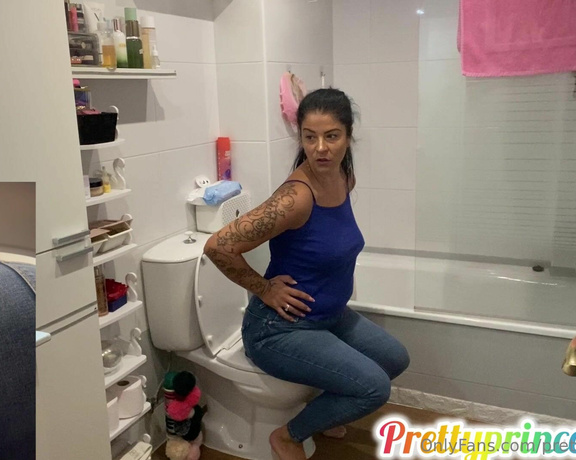 Prettyprincess220 aka prettyprincess220 - 09-01-2024 OnlyFans Video - I punish my stepbrother in the toilet