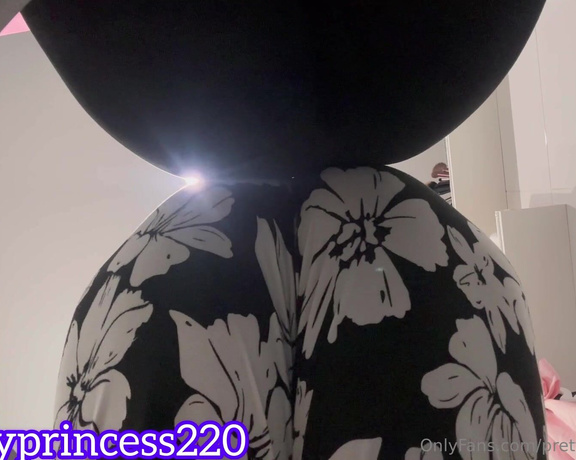 Prettyprincess220 aka prettyprincess220 - 10-14-2024 OnlyFans Video - Te as portado mal toma farts