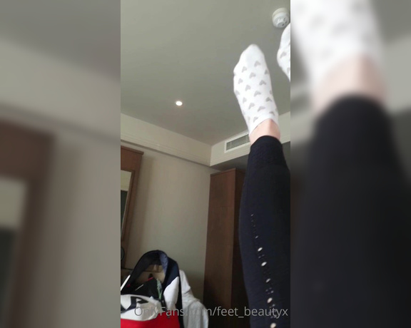 Feet_beautyx aka feet_beautyx - 10-17-2020 OnlyFans Video - Fooling around in a hotel this weekend  Would you like to come around and show