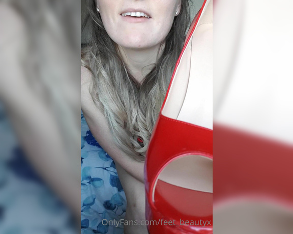 Feet_beautyx aka feet_beautyx - 10-30-2020 OnlyFans Video - If love to be a wonder woman for real  Making all sorts of wonders with