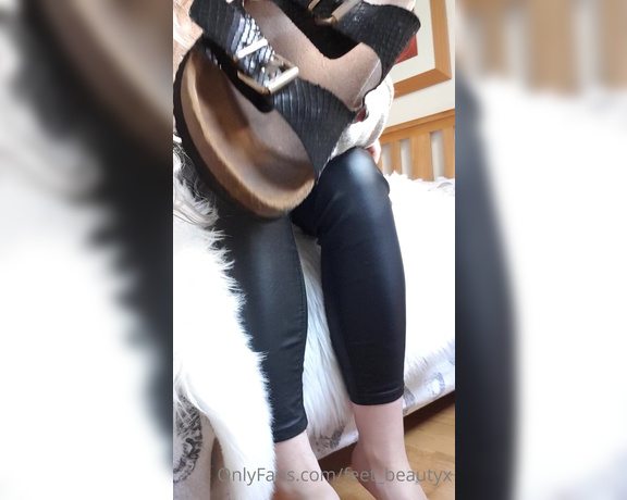 Feet_beautyx aka feet_beautyx - 01-04-2021 OnlyFans Video - Missed these birks I had a feeling you would