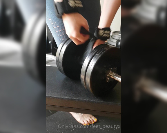 Feet_beautyx aka feet_beautyx - 02-13-2021 OnlyFans Video - I know you were staring while I was working out  But hope you enjoyed my