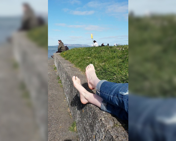 Feet_beautyx aka feet_beautyx - 04-03-2021 OnlyFans Video - Loved to see so many people looking at me and my feet