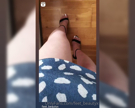 Feet_beautyx aka feet_beautyx - 04-14-2021 OnlyFans Video - Come see the vid on my insta with sound