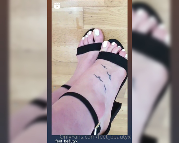 Feet_beautyx aka feet_beautyx - 04-14-2021 OnlyFans Video - Come see the vid on my insta with sound