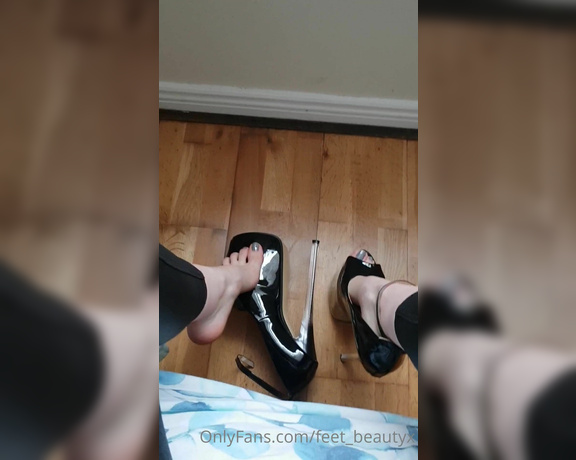 Feet_beautyx aka feet_beautyx - 07-15-2021 OnlyFans Video - Learn your place with these killer heels