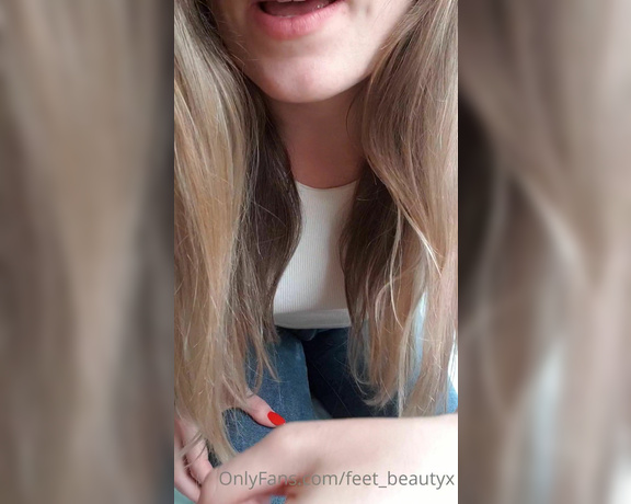 Feet_beautyx aka feet_beautyx - 08-05-2021 OnlyFans Video - A cheeky FJ