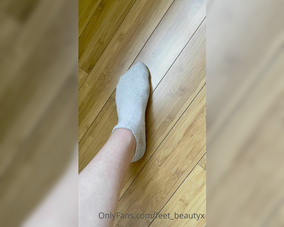 Feet_beautyx aka feet_beautyx - 12-15-2021 OnlyFans Video - And this is what Ill do each time I come back from the gym with smelly