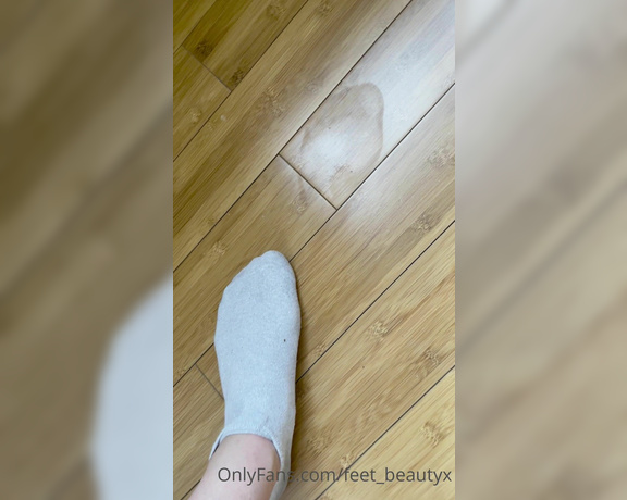 Feet_beautyx aka feet_beautyx - 12-15-2021 OnlyFans Video - And this is what Ill do each time I come back from the gym with smelly