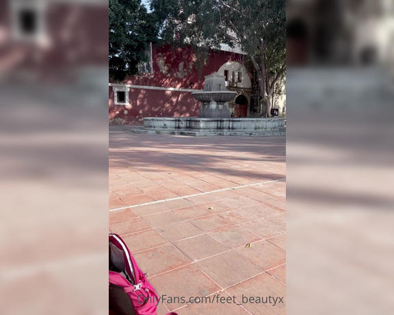 Feet_beautyx aka feet_beautyx - 01-17-2022 OnlyFans Video - I bet youd get a boner from staring at me wiggle my toes in public