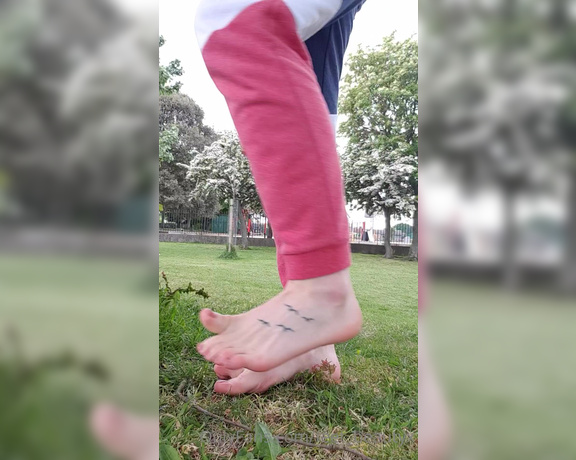 Feet_beautyx aka feet_beautyx - 05-10-2020 OnlyFans Video - Do you like dirty feet I was exploring the park today and caught a few people