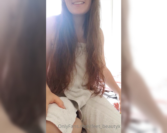 Feet_beautyx aka feet_beautyx - 06-07-2020 OnlyFans Video - Morning surprise for your morning wood