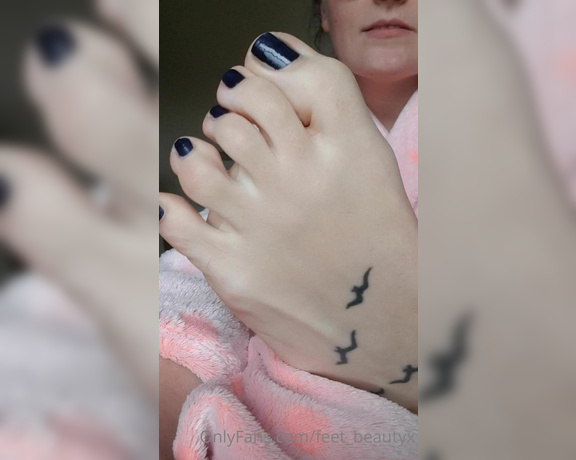 Feet_beautyx aka feet_beautyx - 06-11-2020 OnlyFans Video - Come put your tongue between my toes baby