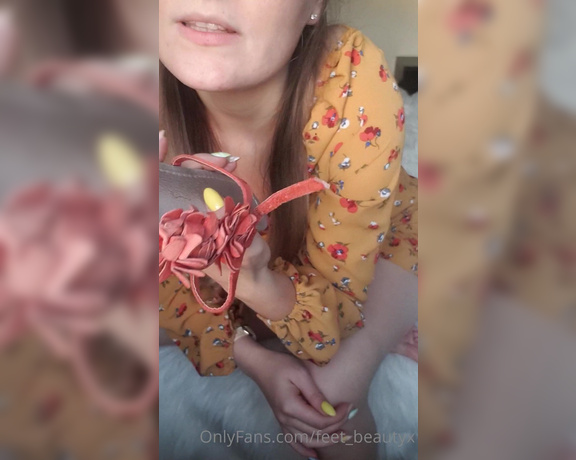 Feet_beautyx aka feet_beautyx - 09-04-2020 OnlyFans Video - Come eat this foot with me OR watch me do it on my own