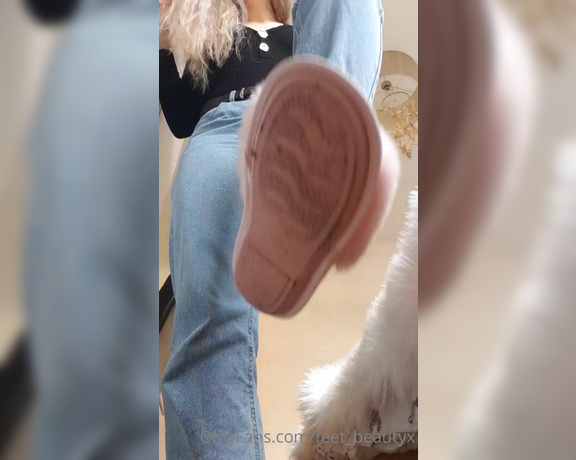 Feet_beautyx aka feet_beautyx - 09-05-2020 OnlyFans Video - If I find little midget men in my house running around , you better know that