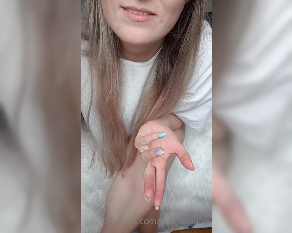 Feet_beautyx aka feet_beautyx - 09-22-2020 OnlyFans Video - Youre pathetic