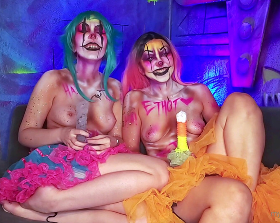 Mypet_monstergirl aka mypetmonstergirl - 07-11-2022 OnlyFans Video - ClownTown Interview with shaythepotato