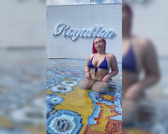 Pink Dolll aka pink__dolll - 11-12-2020 OnlyFans Video - Comme un poisson dans leau