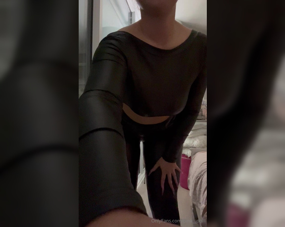 Pink Dolll aka pink__dolll - 10-23-2023 OnlyFans Video - Who likes Leather Ass worship Twerking BJ amp JOI with black Dildo 10min video _ Buy