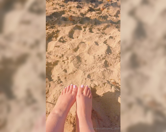 Pink Dolll aka pink__dolll - 02-11-2024 OnlyFans Video - Vacay fresh Pedi Obviously got my toes done for vacay _ made a little foot dump