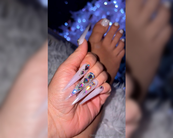 Pink Dolll aka pink__dolll - 12-14-2024 OnlyFans Video - This holiday season manipedi tho