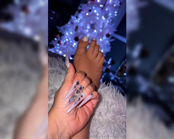 Pink Dolll aka pink__dolll - 12-14-2024 OnlyFans Video - This holiday season manipedi tho