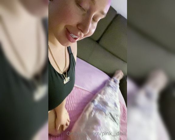 Pink Dolll aka pink__dolll - 09-01-2020 OnlyFans Video - DM me to Purchase the 10min video HARDCORE SmotheringMummification