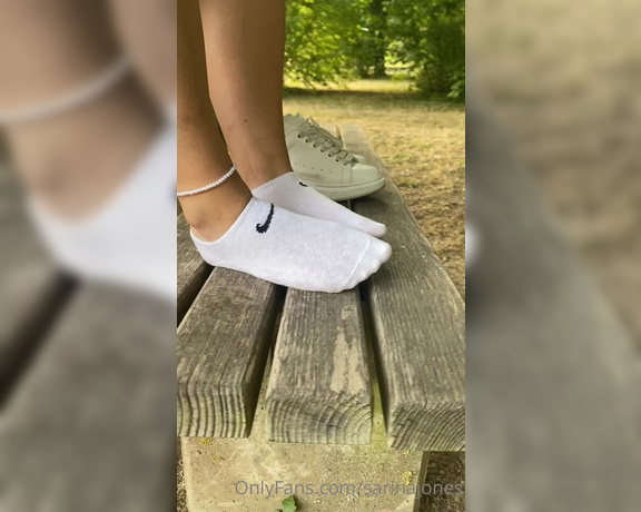 Sarina Jones aka sarinajones - 11-01-2022 OnlyFans Video - Stell dir vor Du bist im Wald spazieren und plötzlich siehst du mich auf einer Bank