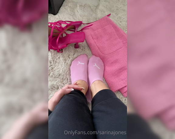 Sarina Jones aka sarinajones - 06-16-2023 OnlyFans Video - The day after the party Fortunately I got some pink socks with me