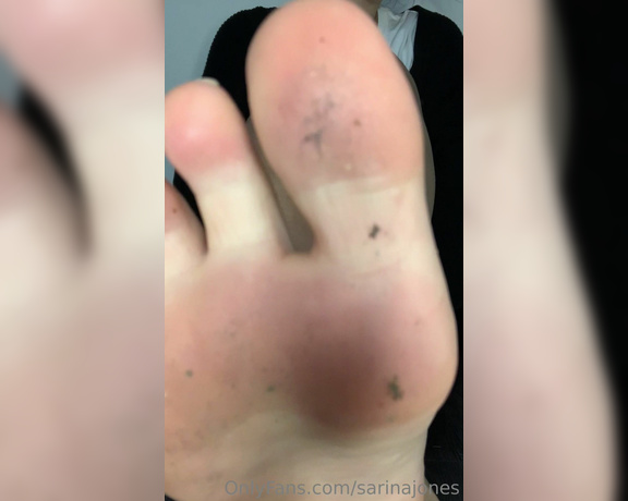 Sarina Jones aka sarinajones - 01-12-2024 OnlyFans Video - Damn some dirty soles Lick them clean for me