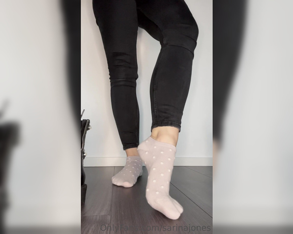 Sarina Jones aka sarinajones - 07-12-2023 OnlyFans Video - Im taking off my brand new boots What will come to light White socks, black socks,