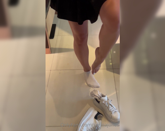 Sarina Jones aka sarinajones - 04-17-2023 OnlyFans Video - Outfit Check But my Outfit is only complete when you see my soles So lets take